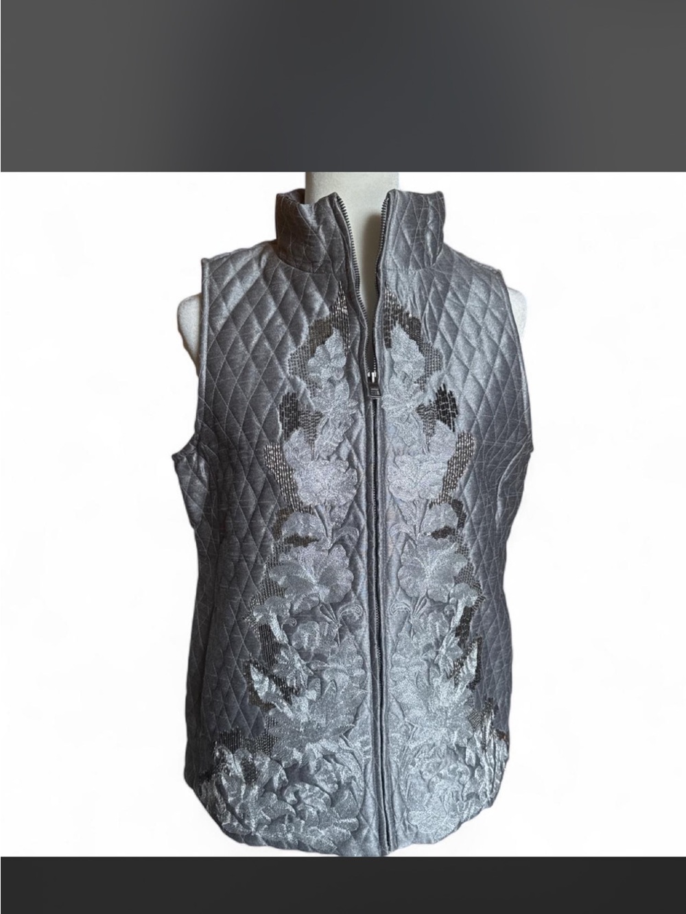 Chico's Metallic Silver Quilted Floral Zip-Up Vest
